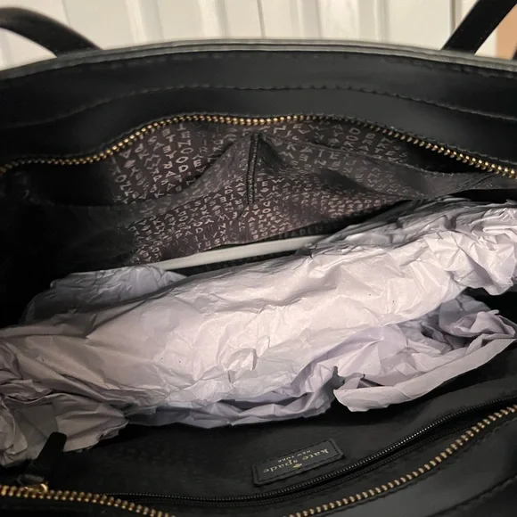 Classic Kate Spade Sawyer Bag - Picture 2 of 4